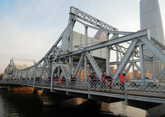 Struktur Konstruksi Jembatan Pejalan Kaki Rangka Baja Prefabrikasi