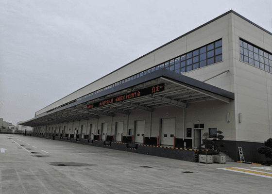 Struktur baja rangka industri bengkel bangunan pabrik hangar