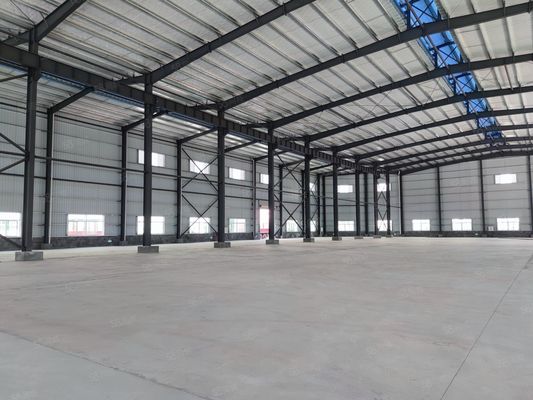 Bangunan logam prefabrikasi bengkel struktur baja dengan struktur portal dan isolasi