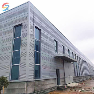 Struktur baja dengan pintu aluminium dan KFC dan jendela aluminium dan pintu PVC