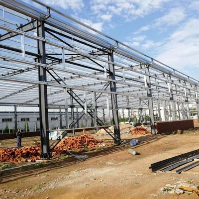 Q355B PEB Struktur Baja Bangunan gudang prefabrikasi baja