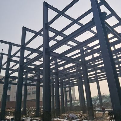 Bangunan Industri Baja Ringan Prefabrikasi Struktur Baja Gudang