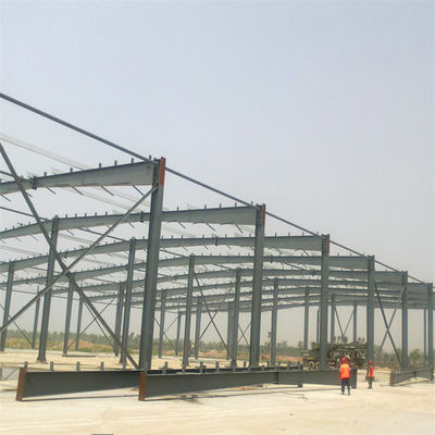 Z Bagian Purlin Steel Struktur Workshop Dengan Perawatan Permukaan Galvanis